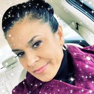 Meet your Posher, Rocio